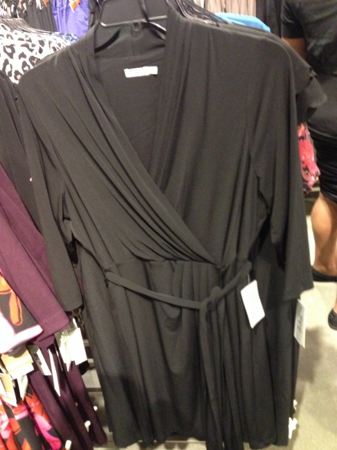 Sheer lace back won't accommodate bra.